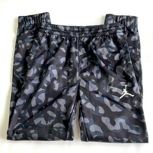 Nike • Therma Fit Pants